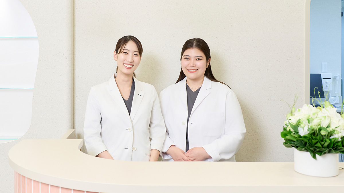 お子さまの矯正相談を行う院内の様子
