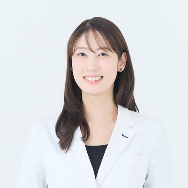 小針 真衣